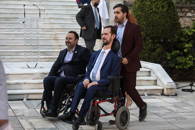 Η φετινή δεξίωση στο Προεδρικό Μέγαρο για την 48η Επέτειο Αποκατάστασης της Δημοκρατίας ήταν διαφορετική από τις άλλες δεξίωση