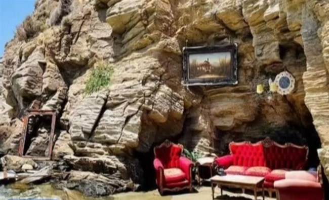 Ε ναι, το κιτς είναι βαθιά ριζωμένο στο ελληνικό συλλογικό υποσυνείδητο. Και αυτό είναι το επικίνδυνο