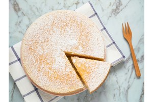 Πανεύκολη καροτόσουπα βελουτέ με γλυκοπατάτα & τζίντζερ: Η comfort συνταγή για τις βροχερές μέρες