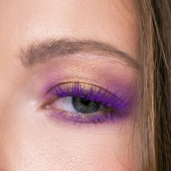 Δημιούργησε τα πιο εντυπωσιακά καλοκαιρινά make up looks με τη συλλογή Aerial BLOOMS της Dust+Cream