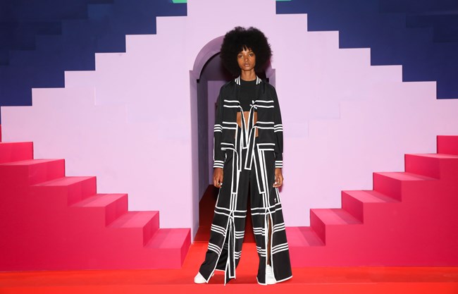 Hallyu!: έκθεση του V & A Museum φωτίζει το φαινόμενο της πολιτισμικής έκρηξης στη Ν. Κορέα