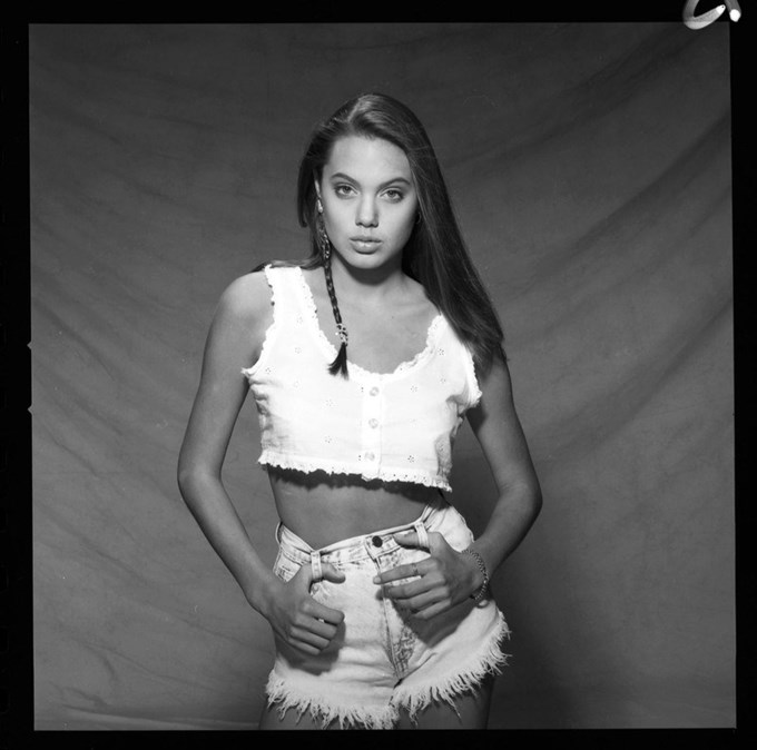 Πώς ήταν η Αντζελίνα Τζολί στα 15 της χρόνια και πολύ πριν γίνει διάσημη;