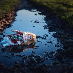 Η μητέρα που πυροβόλησε τον δολοφόνο της κόρης της 6 φορές μέσα στο δικαστήριο