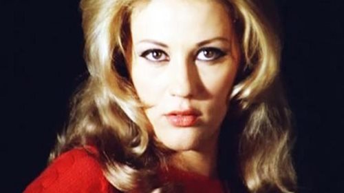 Ζωή Λάσκαρη: To bombshell hair look που υιοθέτησε πριν από 50 χρόνια, είναι και πάλι στη μόδα