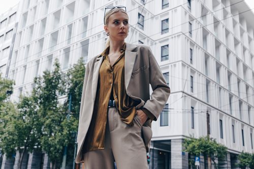 Το αγαπημένο Bazaar της Helmi επιστρέφει για να ανανεώσεις το στιλ σου με έκπτωση έως και 80%