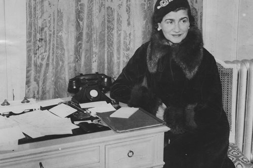 10 fashion films που αξίζει να δεις αν λατρεύεις τη μόδα