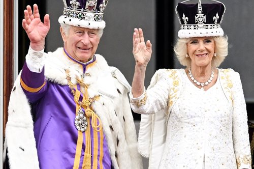 Τα 7 χριστουγεννιάτικα έθιμα των royals και το δείπνο με την μαύρη γραβάτα