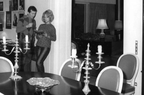 Πωλούνται τα 