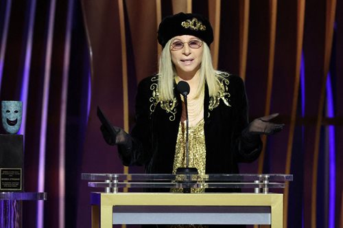 Μπάρμπρα Στρέιζαντ: Όλοι δάκρυσαν με τα λόγια της στα βραβεία SAG