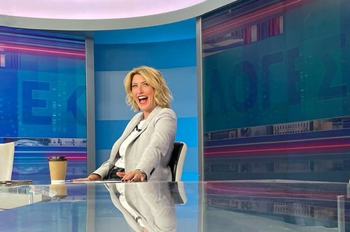 Σία Κοσιώνη: Η έκπληξη που δέχτηκε από τους συνεργάτες της για τα 44α γενέθλιά της