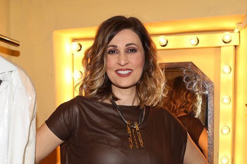 Ελένη Πέτα: Η εντυπωσιακή αλλαγή στα μαλλιά της με την πιο hot τάση στα κουρέματα