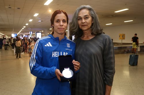 Κατερίνα Στεφανίδη: 