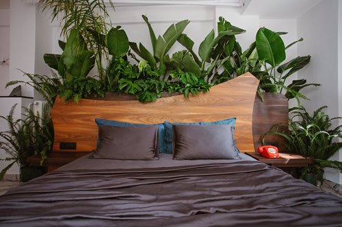 Rainforest Suite: Μια ζούγκλα ξεφύτρωσε στο Κολωνάκι