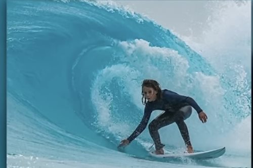 15χρονος σερφ σκοτώθηκε από λευκό καρχαρία λίγο μετά τα Χριστούγεννα