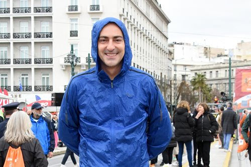 O Θανάσης Αλευράς είναι ένας αυθεντικός μαραθωνοδρόμος