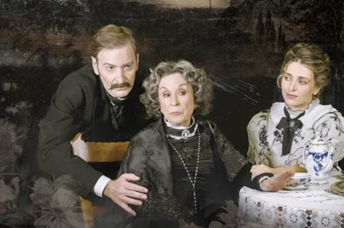 Η Νένα Μεντή αποκαλύπτει το 