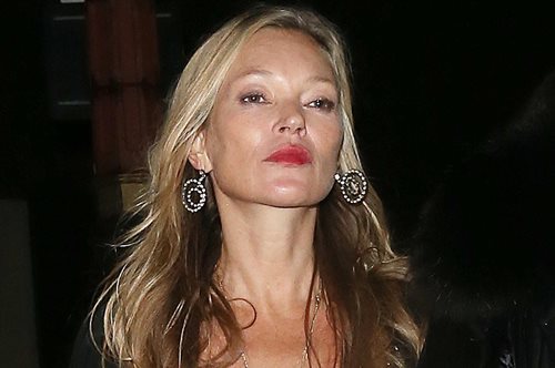 Κέιτ Μος: Γυμνή για την Bottega Veneta