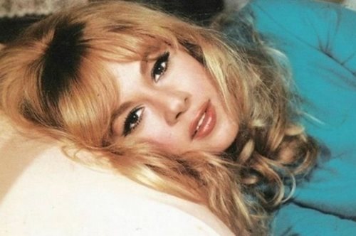 Η Αλίκη Βιουγιουκλάκη με κοντά μαλλιά - Το σπάνιο κλικ με τον Τρύφωνα Σαμαρά 30 χρόνια πριν