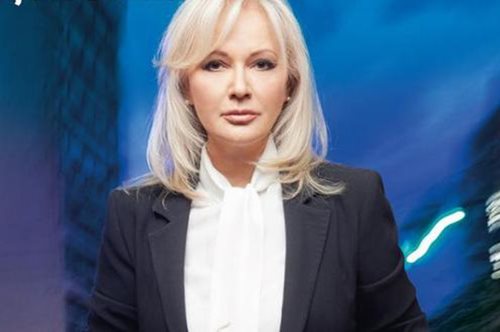 Αγγελική Νικολούλη: Μας συστήνει για πρώτη φορά την αδελφή της