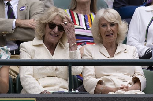 Πρίγκιπας Oυίλιαμ: Πέταξε από το βασιλικό μισθολόγιο την αδερφή της Καμίλα - Επέβλεπε τις εξοχικές κατοικίες του Δουκάτου