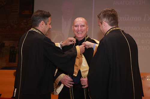 Ο Νίκος Γκάλης αναγορεύτηκε Επίτιμος διδάκτορας του τμήματος Επιστήμης Φυσικής Αγωγής και Αθλητισμού του ΑΠΘ