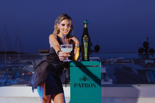 H Αθηνά Οικονομάκου & όλες οι διάσημες αφίξεις στο exclusive party της PATRÓN EL ALTO