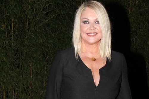 Η Ρούλα Κορομηλά με τον 