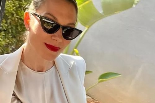 Βίκυ Καγιά: Σε ιαπωνικό εστιατόριο στο Λονδίνο με αγαπημένες φίλες της