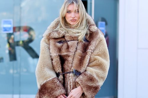 Τα faux fur παλτό που θα σας κρατήσουν κομψές και ζεστές στο κρύο