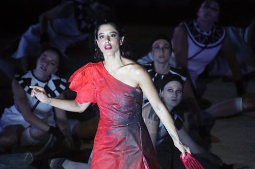 Μαρίνα Σάττι: Αποθεώθηκε στην Επίδαυρο για την ερμηνεία της στις 