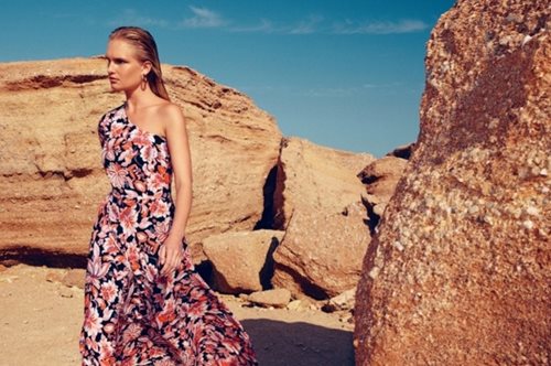 Ανακαλύψαμε τα κομμάτια για να εντυπωσιάσεις στα special events του καλοκαιριού