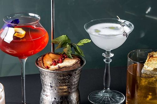 Κι αν αρκούν 5 cocktails για να γίνουν νοστιμότερες οι γιορτές;