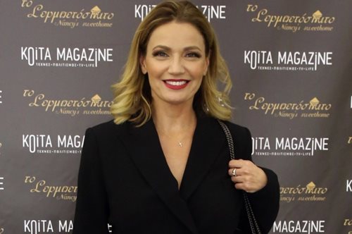 Η εμφάνιση της Παναγιώτας Βλαντή που θα σε πείσει να φορέσεις κοστούμι στις γιορτές