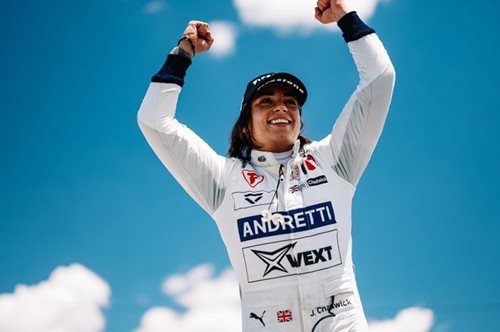 Γυναικεία πρωτιά: Η πρώτη γυναίκα νικήτρια στο IndyCar μετά από πολλά χρόνια
