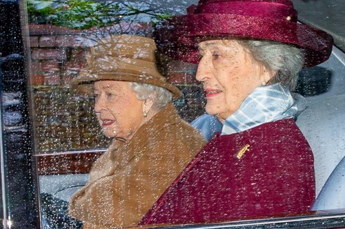 Μ. Βρετανία| Η πρώτη παραίτηση στο παλάτι- σάλος με το ρατσιστικό σχόλιο της Νονάς του Χάρι