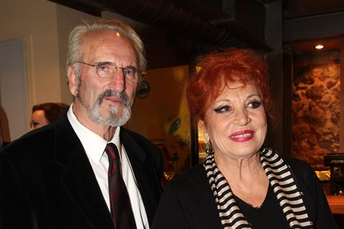 63 χρόνια πριν: Η Χρυσούλα Διαβάτη στο γάμο της ήταν ο ορισμός της κομψότητας - Το πριγκιπικό νυφικό και το ονειρικό headpiece της νύφης