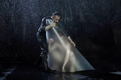 Δημήτρης Παπαϊωάννου: 