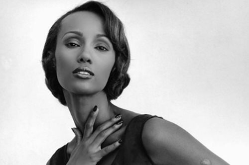 Ιμάν: Η ιστορία ζωής του θρυλικού supermodel από τη Σομαλία