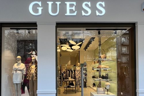 Η Guess εγκαινιάζει το νέο κατάστημα στη Θεσσαλονίκη