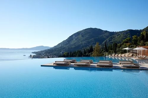 To Κατά Angsana Corfu Πάσχα