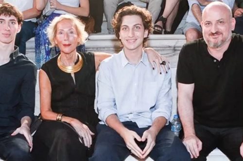 Διονύσης Σαββόπουλος: Ο γιος του και τα εγγόνια του τον θαύμασαν στο Ηρώδειο