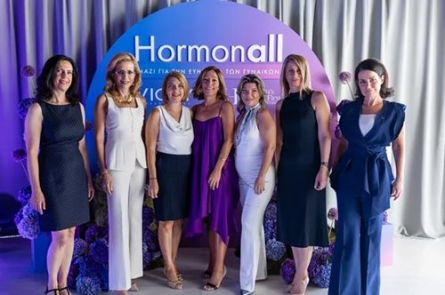 65% των Ελληνίδων βιώνουν ορμονικές διαταραχές – Η απάντηση της Vichy μέσα από το Hormonall