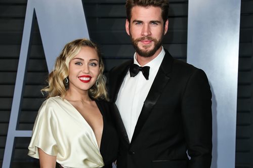 Μάιλι Σάιρους - Λίαμ Χέμσγουορθ: