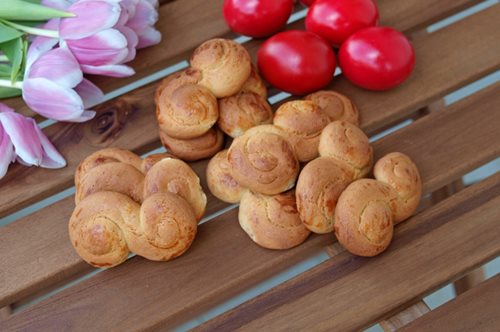 Τα πασχαλινά κουλουράκια της γιαγιάς