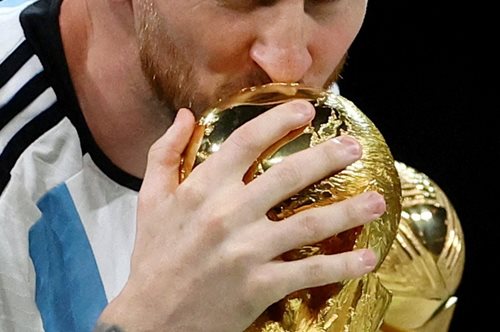 Ο Μέσι σπάει το ένα ρεκόρ μετά το άλλο: τώρα κέρδισε και το αυγό στο Instagram!