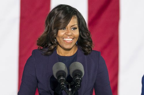 Μισέλ Ομπάμα: Φωτογραφίζει τον Μπαράκ Ομπάμα στις καλοκαιρινές διακοπές τους