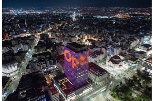 Στις Αττικές Εκδόσεις η διαφημιστική εκμετάλλευση των όψεων του πύργου Πειραιά