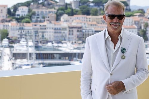 Κέβιν Κόστνερ: 