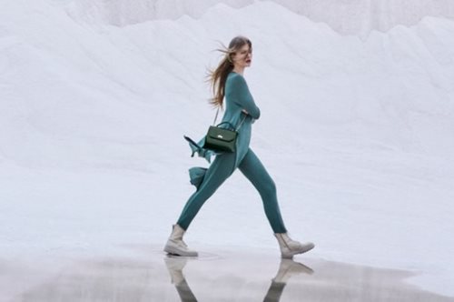 Η νέα καμπάνια της Lancaster σε προσκαλεί σε μία ρομαντική απόδραση μέσω της μόδας