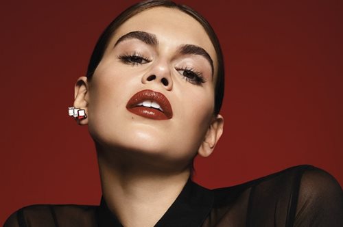 Ομορφιά: 5 tips για να χαρίσεις σταθερότητα στο κραγιόν σου